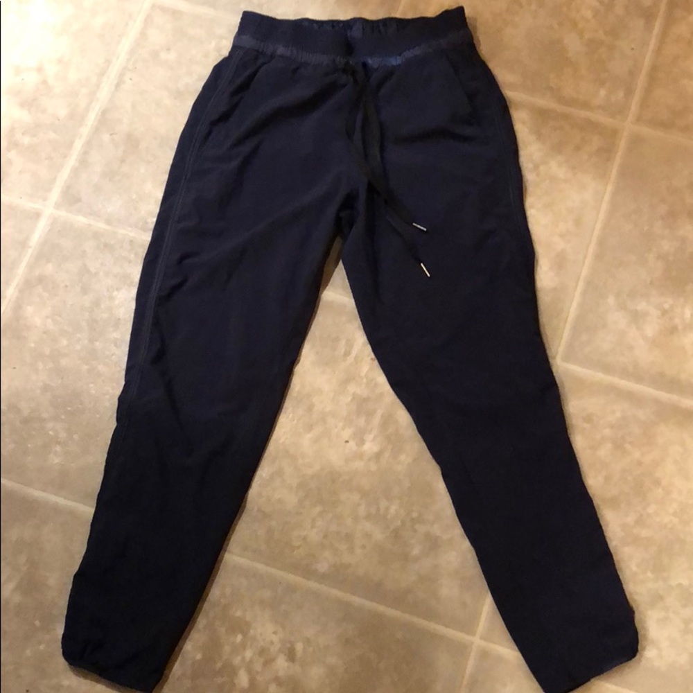 Lulu lemon capris